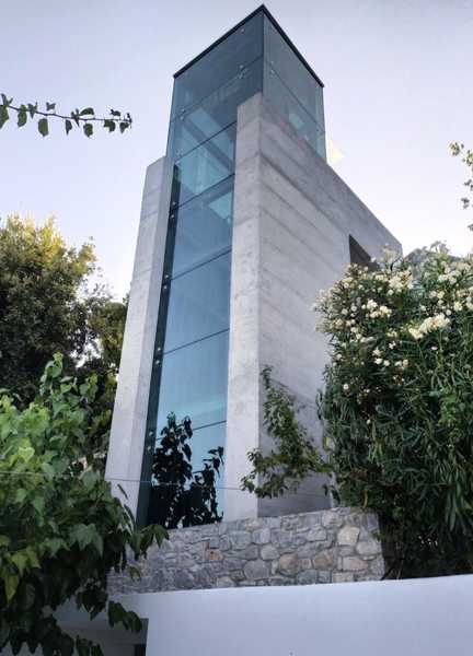 Private Elevator Residence